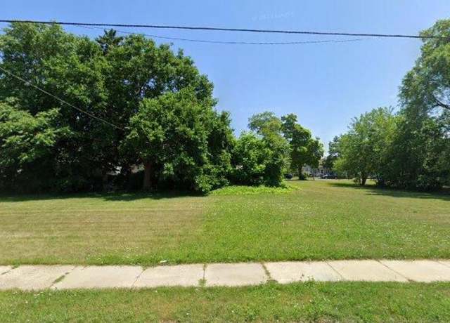Property at 6205 13th Ave, Kenosha, WI 53143