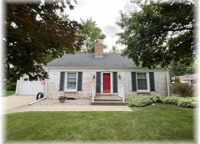 Property at 1122 N Illinois St, Racine, WI 53405, 4 beds, 2 baths
