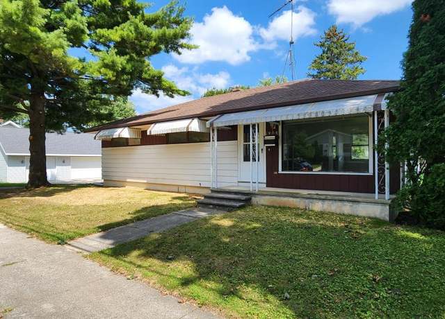 Property at 1808 Vanburen St, New Holstein, WI 53061, 3 beds, 1 bath