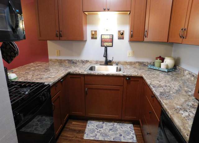Property at 11936 W Mill Rd #20, Milwaukee, WI 53225, 2 beds, 1.5 baths