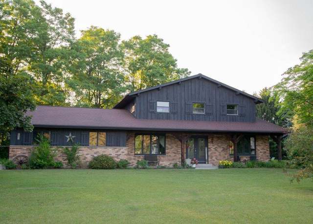 Property at 2079 Patrick Ct, West Bend, WI 53095, 3 beds, 2.5 baths