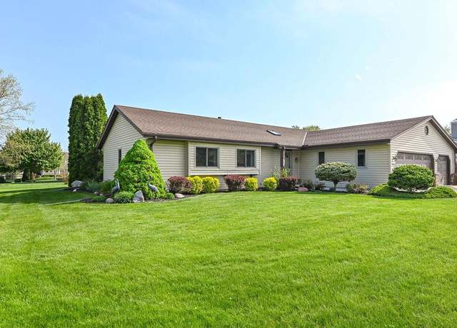 Property at 4146 W Anita Ln, Franklin, WI 53132, 3 beds, 2.5 baths