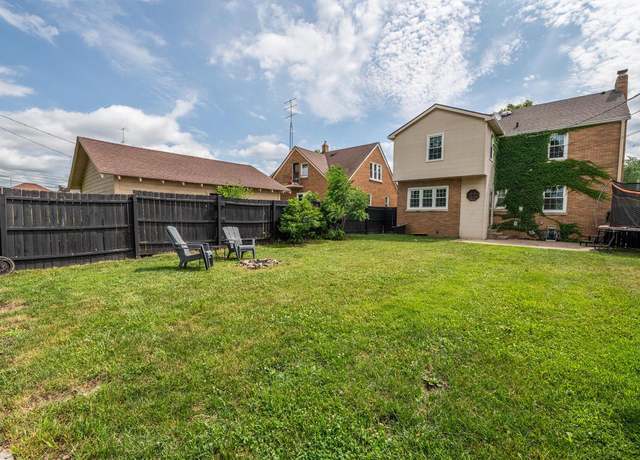 Property at 7550 26th Ave, Kenosha, WI 53143, 4 beds, 1.5 baths