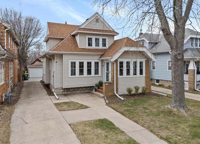 Property at 4121 N Larkin St, Shorewood, WI 53211, 3 beds, 3 baths