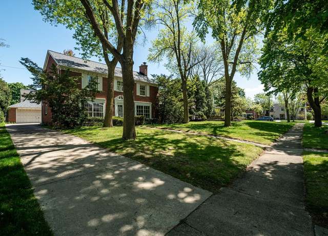 Property at 614 N 79th St, Wauwatosa, WI 53213, 4 beds, 2.5 baths