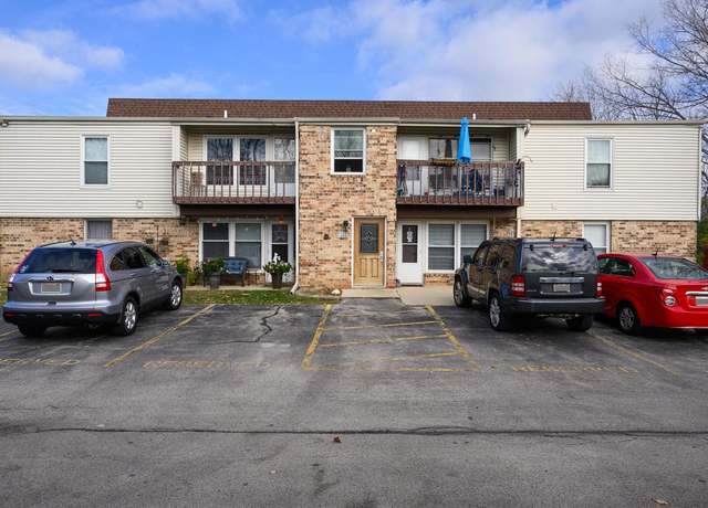 Property at N114W16680 Crown Dr #4, Germantown, WI 53022, 2 beds, 1 bath