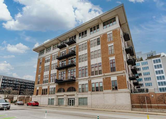 Property at 1325 N Van Buren St #402, Milwaukee, WI 53202, 2 beds, 2 baths