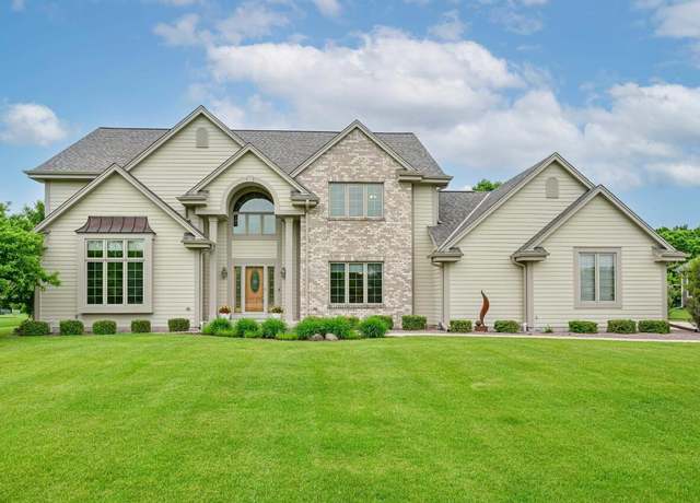 Property at N73W28949 Bark River Rd, Hartland, WI 53029, 4 beds, 2.5 baths
