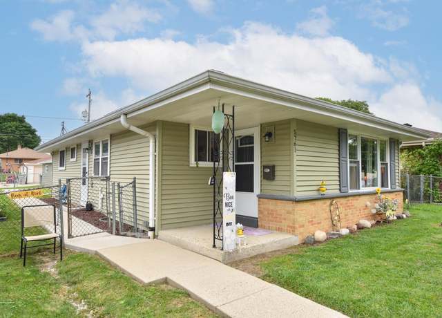 Property at 5761 N 97th St, Milwaukee, WI 53225, 3 beds, 1.5 baths