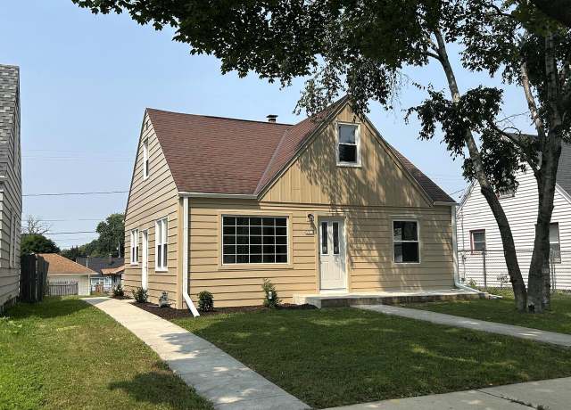Property at 5313 N 44th St, Milwaukee, WI 53218, 4 beds, 1 bath