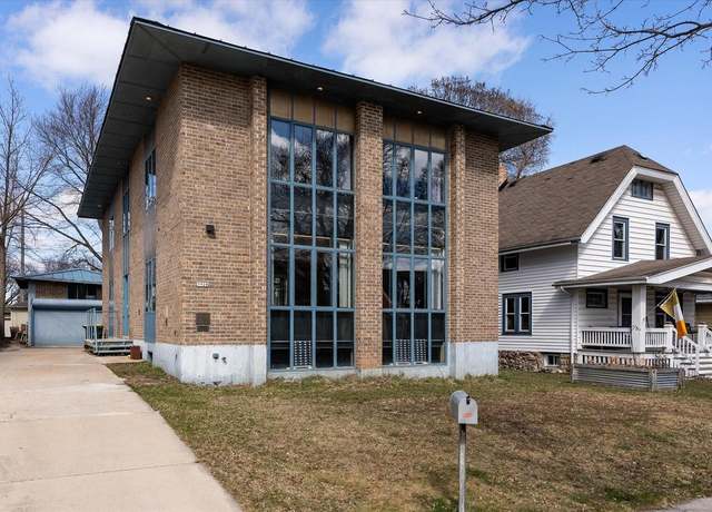 Property at 5928 W Michigan St, Wauwatosa, WI 53213, 3 beds, 1.5 baths