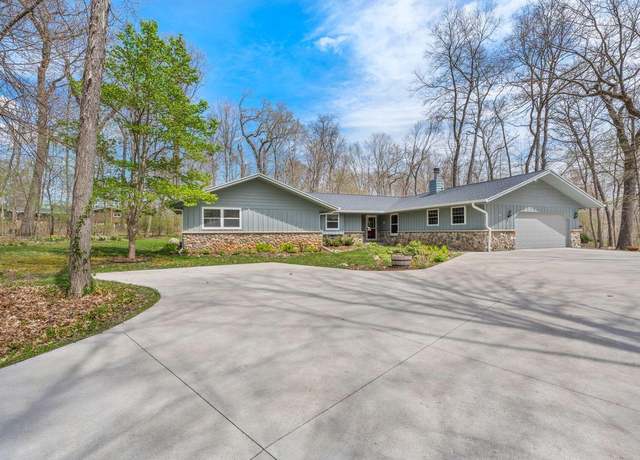 Property at N4738 Indian Point Rd, Sullivan, WI 53178, 3 beds, 2.5 baths