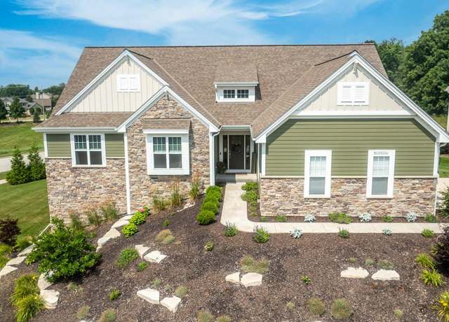 Property at W239N7521 High Ridge Dr, Sussex, WI 53089, 5 beds, 3.5 baths