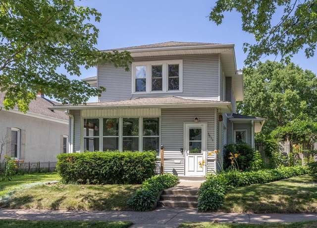 Property at 1611 Adams St, La Crosse, WI 54601, 3 beds, 2 baths