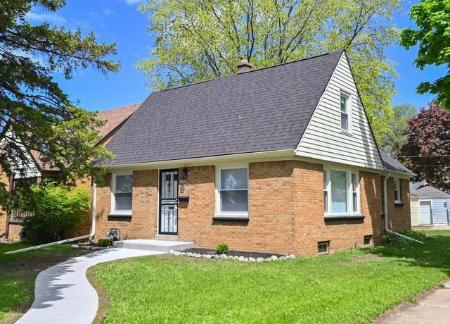 Property at 5002 N 24th Pl, Milwaukee, WI 53209, 3 beds, 2 baths