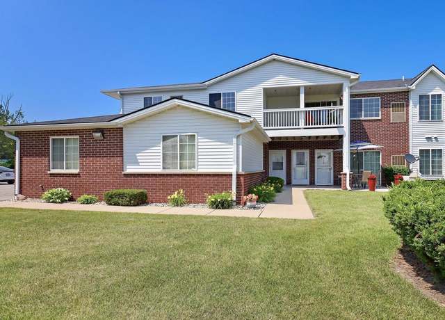 Property at 2825 11th Pl #707, Kenosha, WI 53140, 2 beds, 2 baths