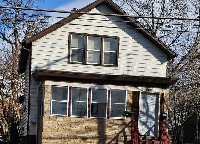 Property at 627 N Memorial Dr, Racine, WI 53404