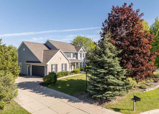 Property at N49W15945 Caitlin Ct, Menomonee Falls, WI 53051, 4 beds, 3.5 baths