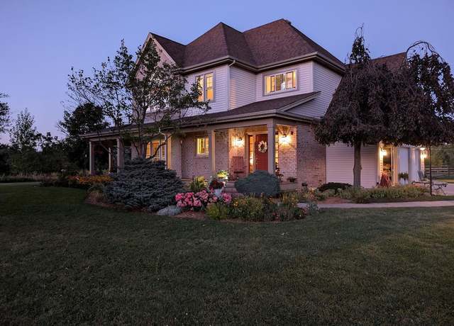Property at 5525 State Road 31, Racine, WI 53402, 3 beds, 2.5 baths