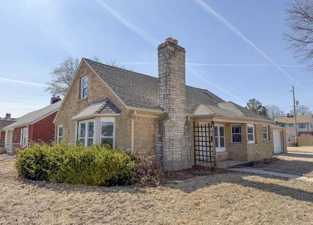 Property at 4407 W Fiebrantz Ave, Milwaukee, WI 53216, 4 beds, 1.5 baths