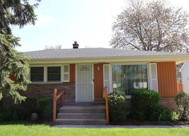 Property at 7036 N 37 St, Milwaukee, WI 53209, 3 beds, 1.5 baths
