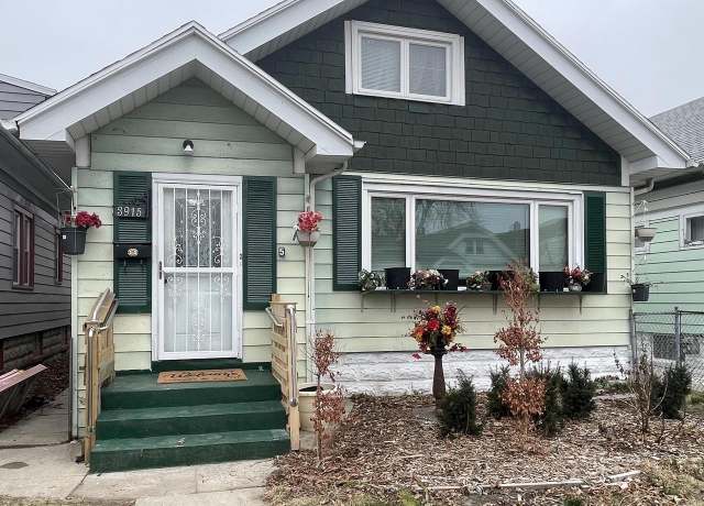 Property at 3915 N 23rd St, Milwaukee, WI 53206, 4 beds, 2 baths