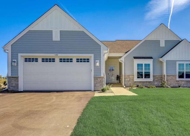 Property at 1320 Prairie Creek Cir #2, Oconomowoc, WI 53066, 3 beds, 2 baths
