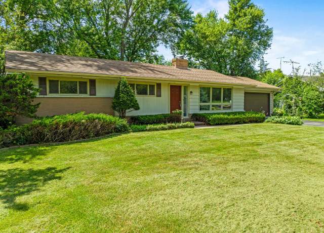 Property at 740 Tyrrell Ln, Delavan, WI 53115, 4 beds, 3 baths