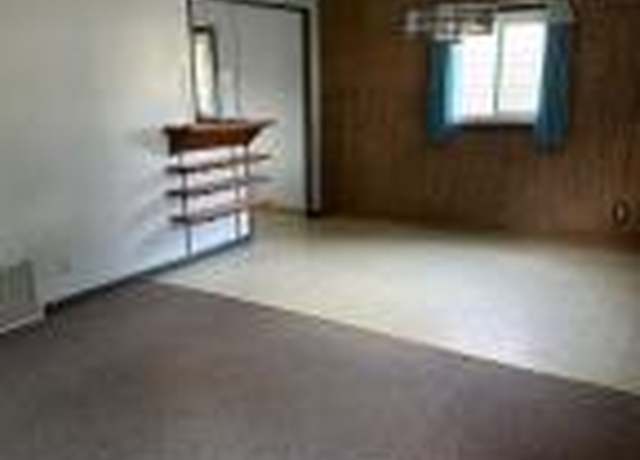 Property at 3528 N 95th St, Milwaukee, WI 53222, 3 beds, 1 bath