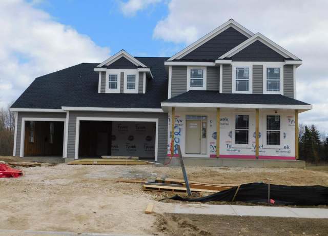 Property at 208 Candleberry Ln, Grafton, WI 53024, 4 beds, 2.5 baths