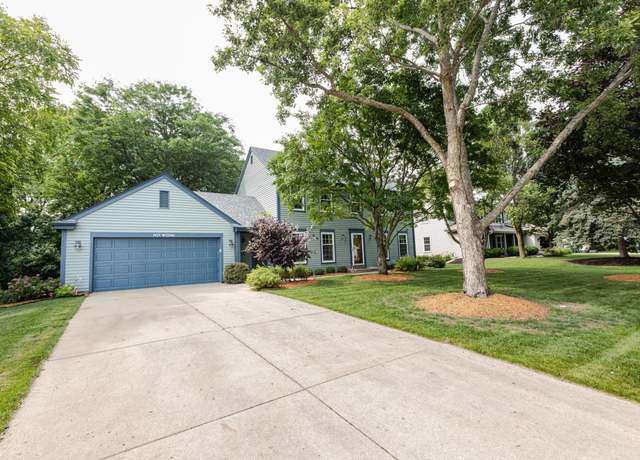 Property at N27W22561 Burningwood Ln, Waukesha, WI 53186, 3 beds, 2.5 baths