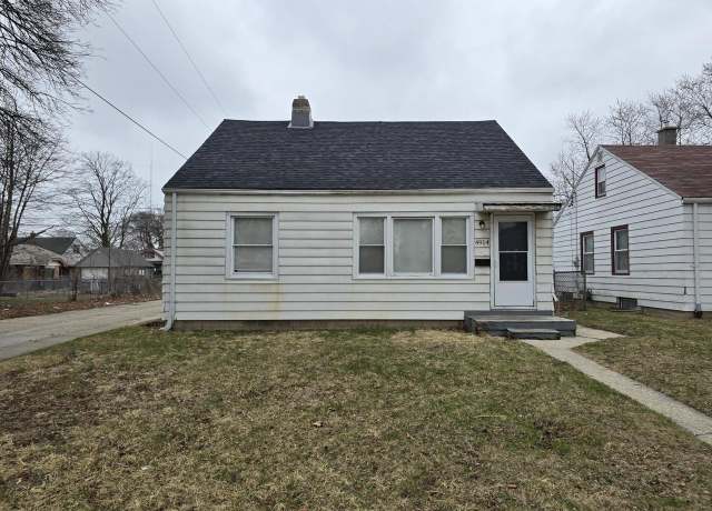 Property at 4914 N 27th St, Milwaukee, WI 53209, 3 beds, 1 bath