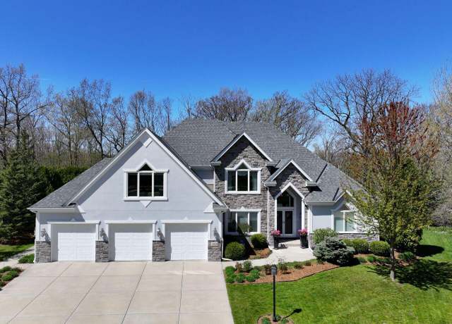 Property at 5910 S Conservancy Dr, New Berlin, WI 53151, 4 beds, 6.5 baths