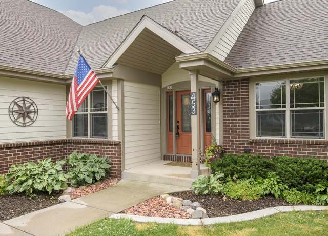 Property at 453 Acorn Pass #1, Hartford, WI 53027, 2 beds, 3 baths