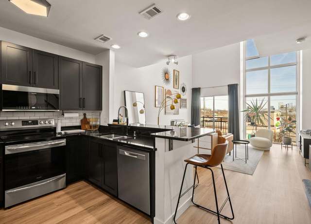 Property at 2121 S Kinnickinnic Ave #107, Milwaukee, WI 53207, 2 beds, 2 baths