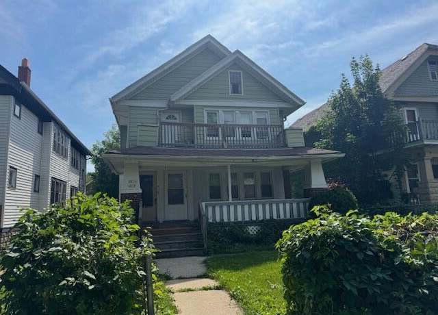 Property at 2822 N 50th Street North St #2824, Milwaukee, WI 53210, 4 beds, 2 baths