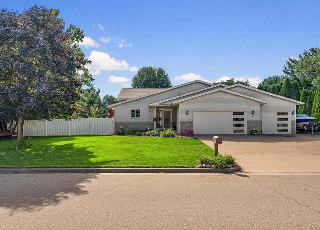Property at 504 Ryan St, Holmen, WI 54636, 4 beds, 3.5 baths