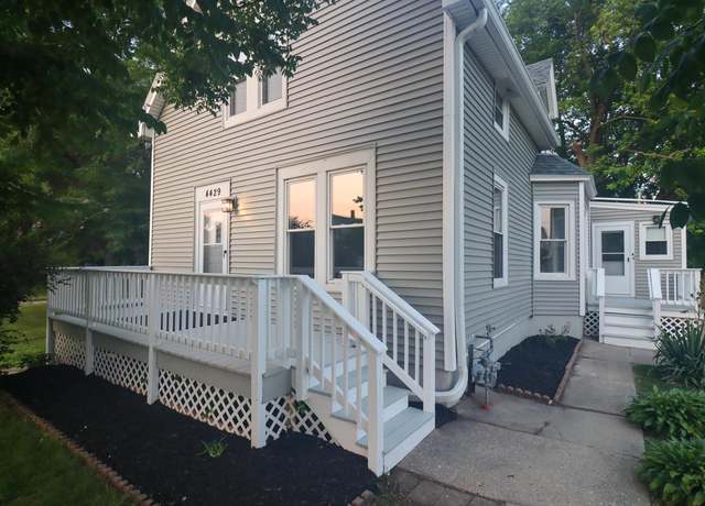Property at 4429 17th Ave, Kenosha, WI 53140, 4 beds, 2 baths