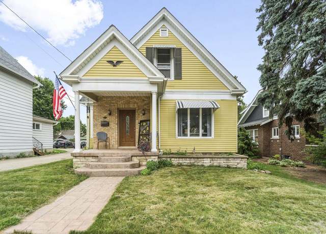 Property at 200 W State St, Burlington, WI 53105, 3 beds, 1 bath
