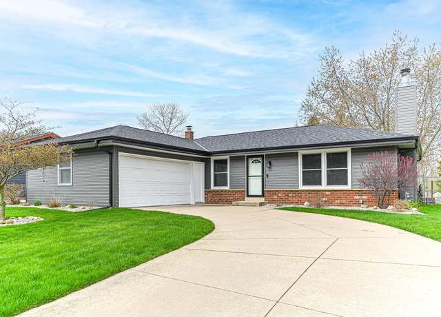 Property at 8635 S 15th Ave, Oak Creek, WI 53154, 3 beds, 1.5 baths