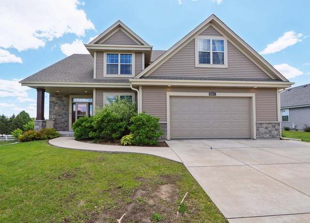 Property at 417 Champlain Dr, Johnson Creek, WI 53038, 4 beds, 3.5 baths