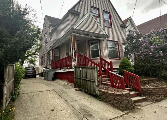 Property at 3735 W Kilbourn Ave, Milwaukee, WI 53208, 3 beds, 2 baths