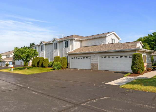 Property at 4026 Hazelnut Ct, Sheboygan, WI 53081, 2 beds, 2 baths