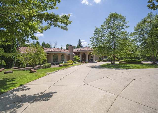 Property at 9001 N Range Line Rd, River Hills, WI 53217, 5 beds, 6 baths