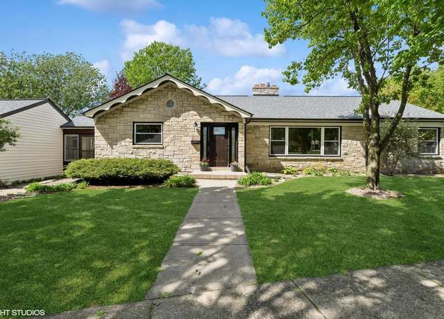 Property at 7508 Wellauer Dr, Wauwatosa, WI 53213, 4 beds, 2 baths