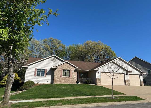 Property at 721 Oak Timber Dr, Onalaska, WI 54650, 3 beds, 3.5 baths