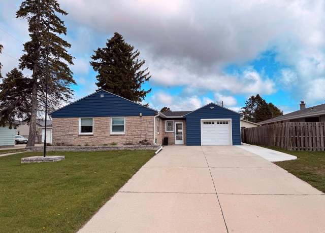 Property at 1810 Eisner Ave, Sheboygan, WI 53083, 2 beds, 1 bath