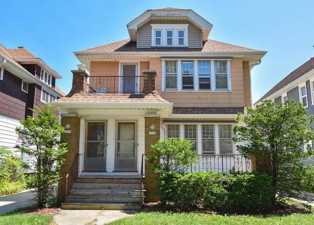 Property at 2002 N 58t St #2004, Milwaukee, WI 53208, 4 beds, 2 baths