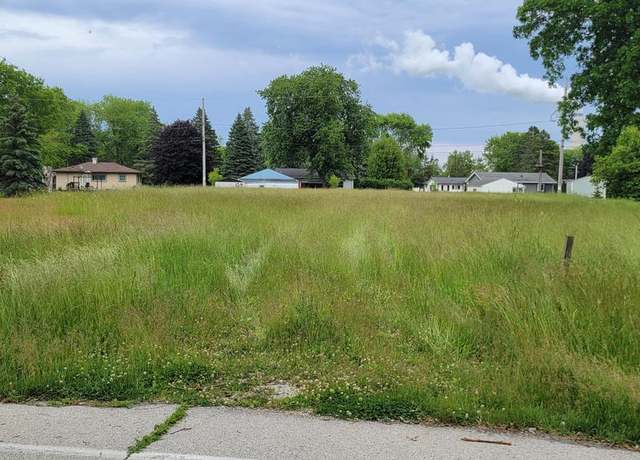 Property at 10568 S Alton Rd, Oak Creek, WI 53154