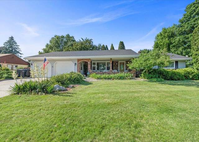 Property at 620 Riverview Dr, Plymouth, WI 53073, 3 beds, 2.5 baths